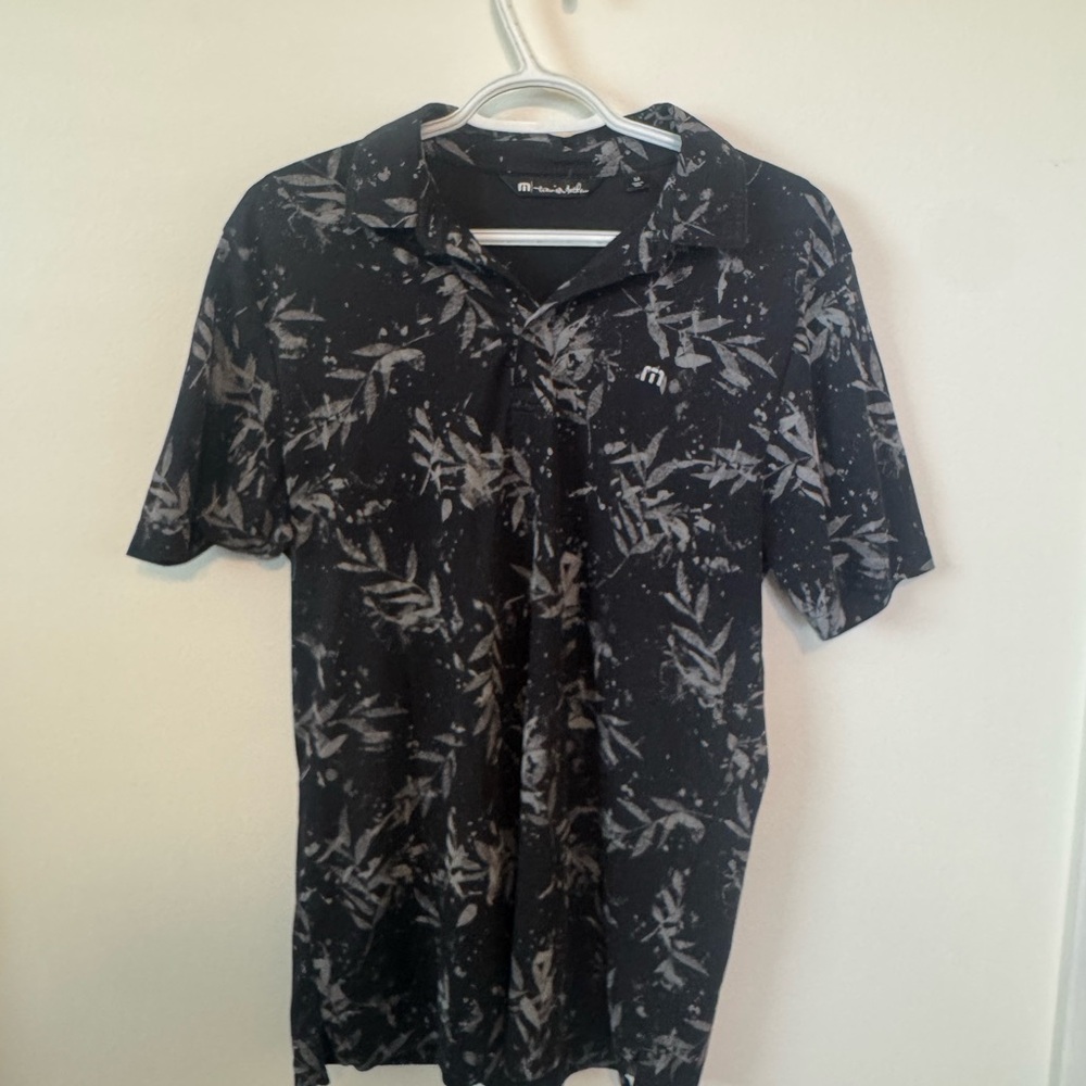 Travis Mathew Polo size M - Men’s